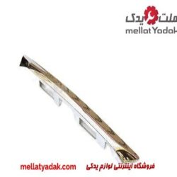زه استیل روی درب صندوق عقب لکسوس