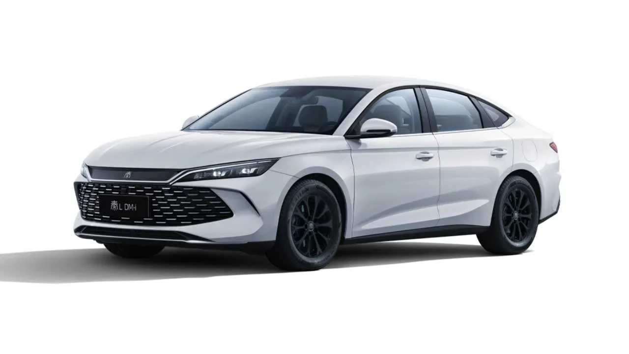 خودرو هیبریدی BYD Qin L